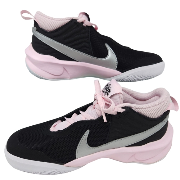 Nike Girls Basketball Sneakers Team Hustle Black Pink Girls Size 6 New In Box - Picture 2 of 12